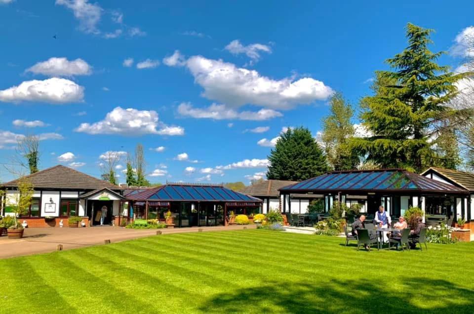 The Stanwick Hotel Екстер'єр фото